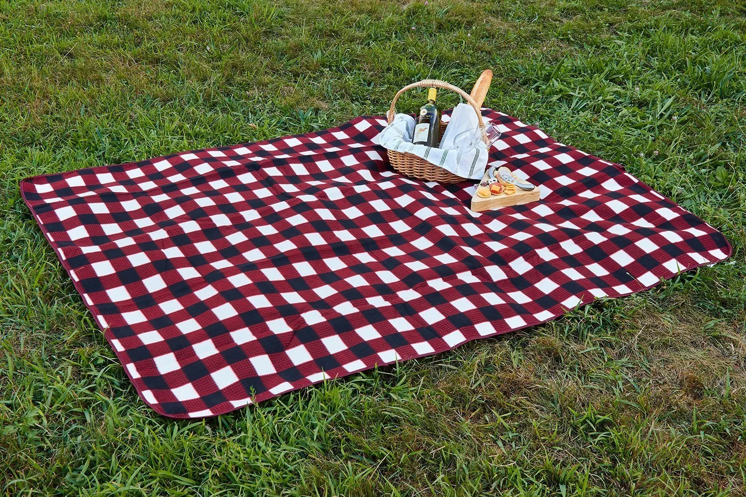 Clara Clark 58&quot; x 78&quot; Camping Beach Picnic Outdoor Blanket, X-Large, Red Plaid