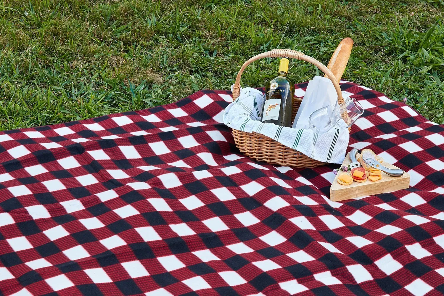 Clara Clark 58&quot; x 78&quot; Camping Beach Picnic Outdoor Blanket, X-Large, Red Plaid