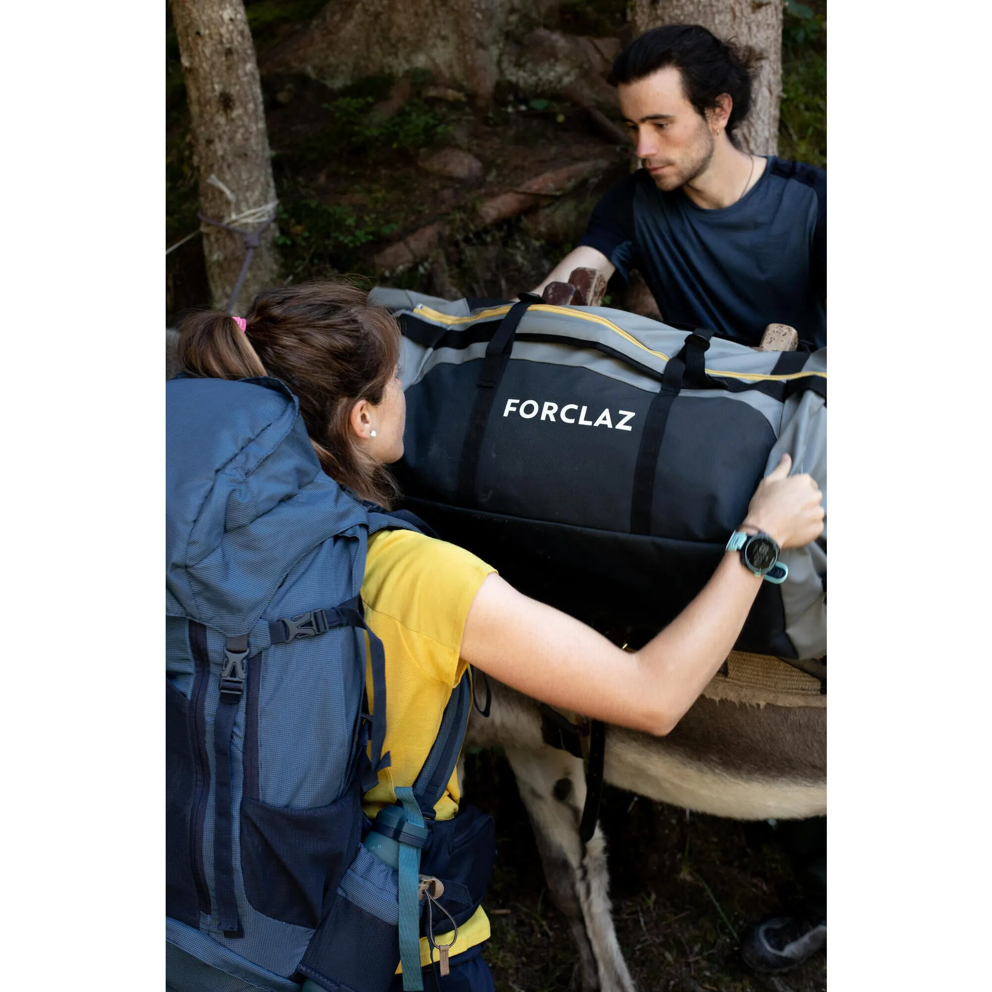 Hiking trunk bag Forclaz Extend 80-120 l, gray khaki/gray carbon