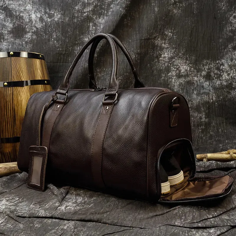 Sophistication in Travel: Newsbirds Luxury Genuine Leather Travel Bag